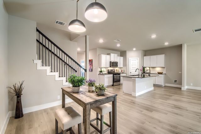 21045 Rindle, San Antonio, TX 78266