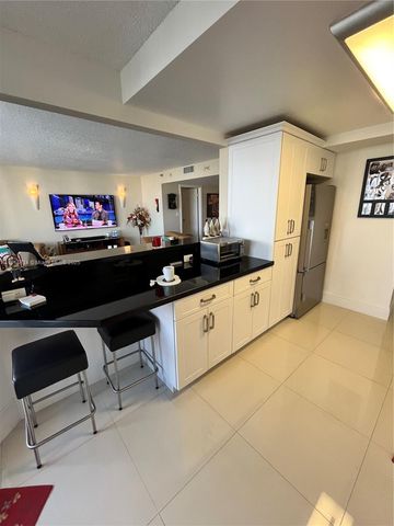 300 Three Islands Blvd 414, Hallandale Beach, FL 33009