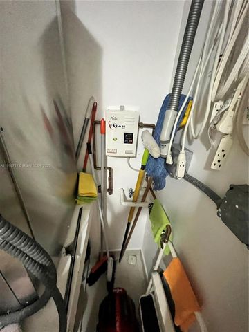 300 Three Islands Blvd 414, Hallandale Beach, FL 33009