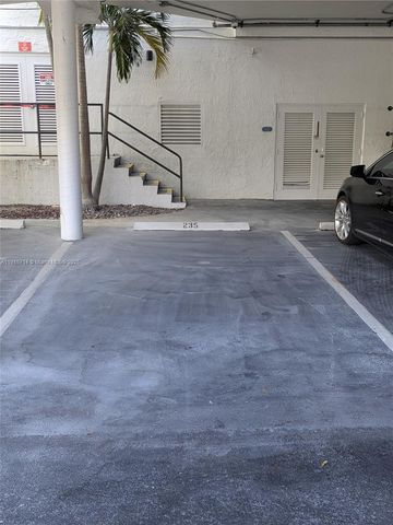 300 Three Islands Blvd 414, Hallandale Beach, FL 33009