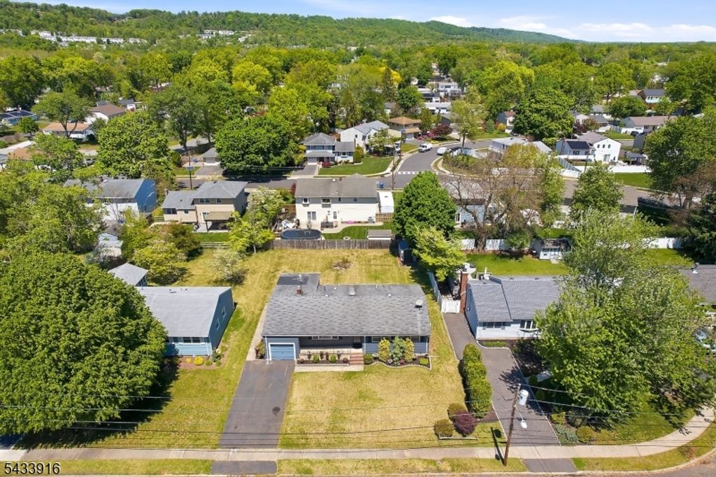 154 Mulberry Ln, Middlesex Boro, NJ 08846 — photo 5