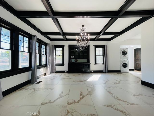 3225 Locust, Riverside, CA 92501