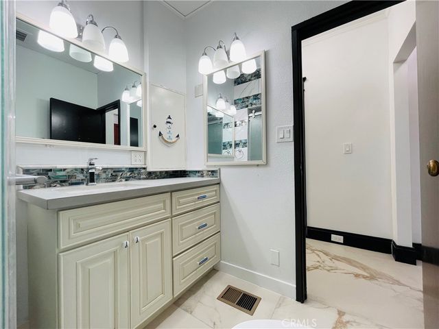 3225 Locust, Riverside, CA 92501