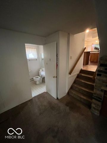 6270 S 800 E, Zionsville, IN 46077