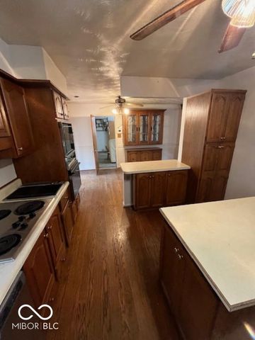 6270 S 800 E, Zionsville, IN 46077