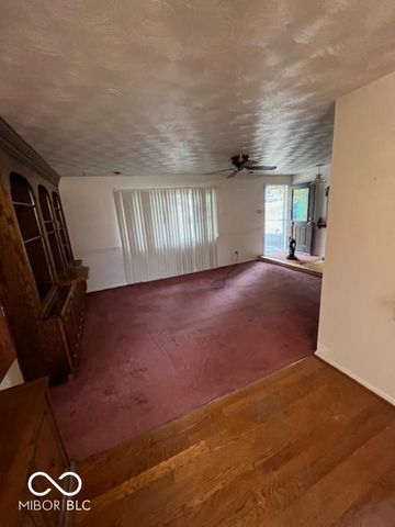 6270 S 800 E, Zionsville, IN 46077