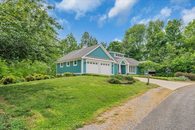 615 Seaton Dr, Smithville, TN 37166
