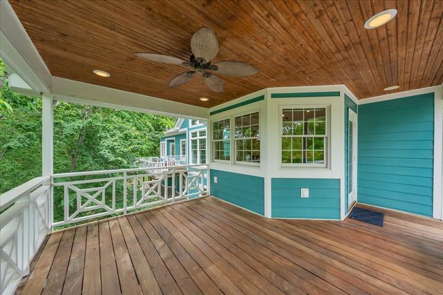 615 Seaton Dr, Smithville, TN 37166