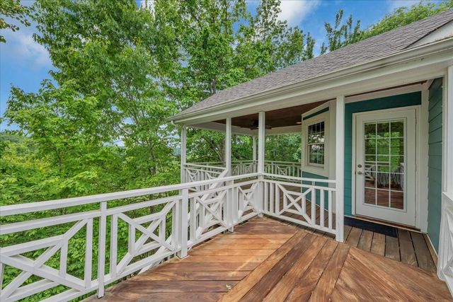 615 Seaton Dr, Smithville, TN 37166