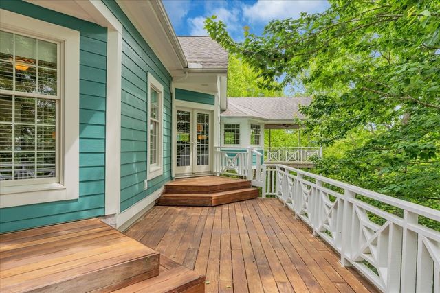 615 Seaton Dr, Smithville, TN 37166