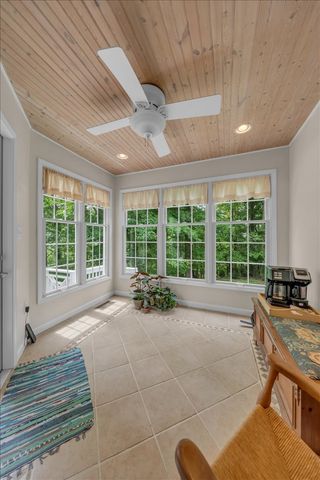615 Seaton Dr, Smithville, TN 37166