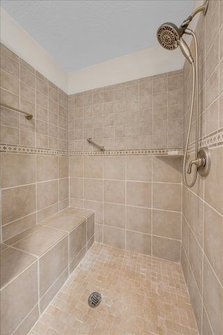 615 Seaton Dr, Smithville, TN 37166