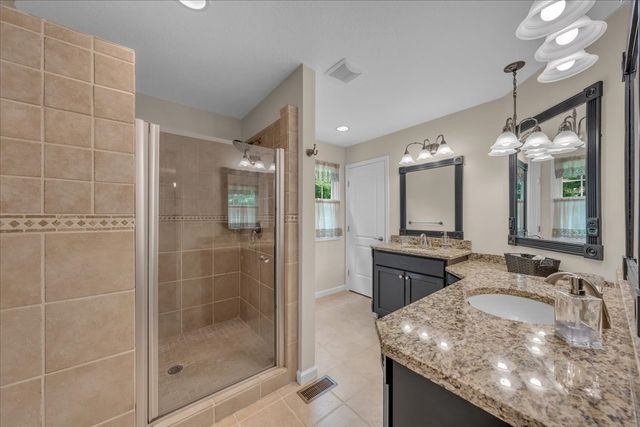 615 Seaton Dr, Smithville, TN 37166