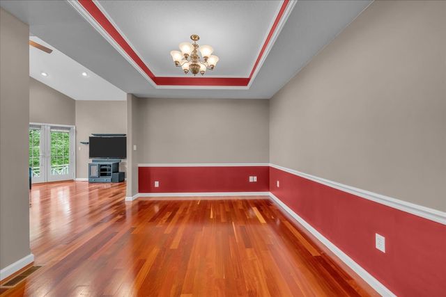 615 Seaton Dr, Smithville, TN 37166