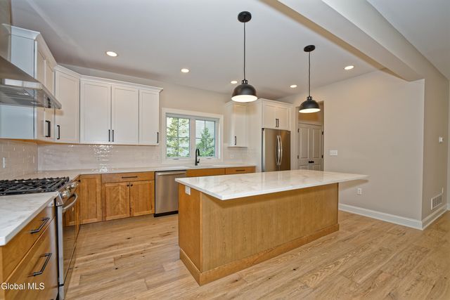 295 Jefferson Street, Saratoga Springs, Inside, NY 12866