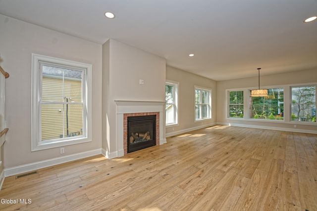 295 Jefferson Street, Saratoga Springs, Inside, NY 12866