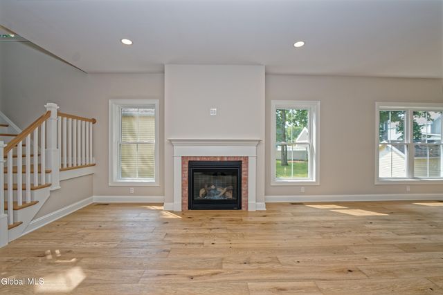 295 Jefferson Street, Saratoga Springs, Inside, NY 12866