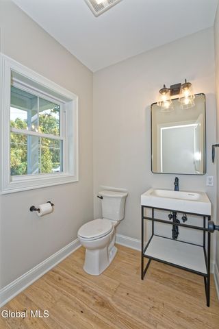 295 Jefferson Street, Saratoga Springs, Inside, NY 12866