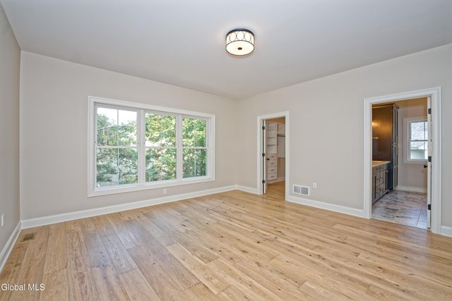 295 Jefferson Street, Saratoga Springs, Inside, NY 12866