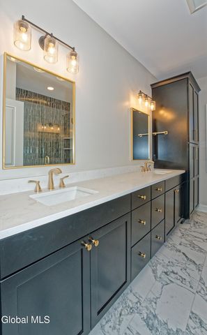 295 Jefferson Street, Saratoga Springs, Inside, NY 12866