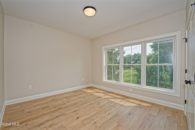 295 Jefferson Street, Saratoga Springs, Inside, NY 12866