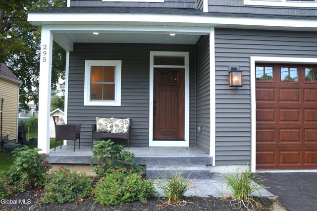 295 Jefferson Street, Saratoga Springs, Inside, NY 12866