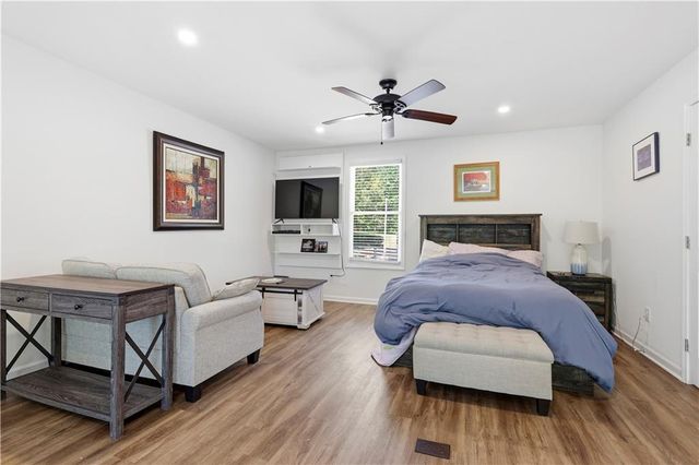 3214 Simpson Park Road, Gainesville, GA 30506