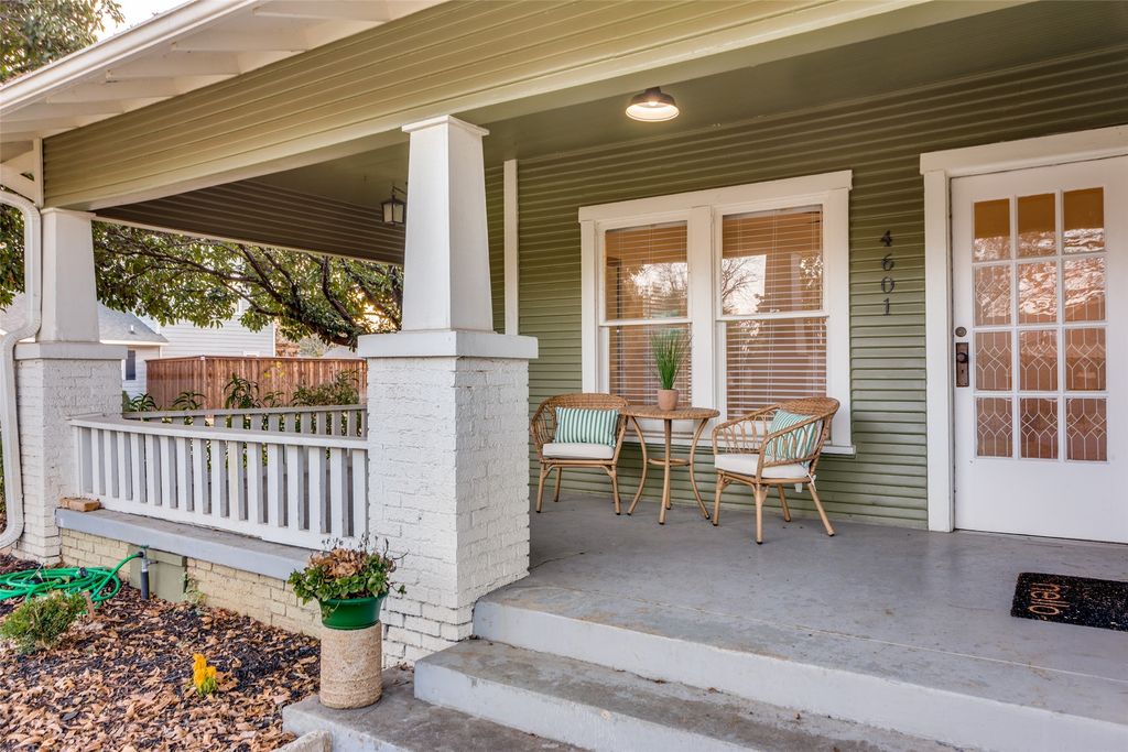25O8 Hulen Street, Fort Worth, TX 76107 — photo 2