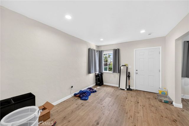511 W Manchester, Inglewood, CA 90301