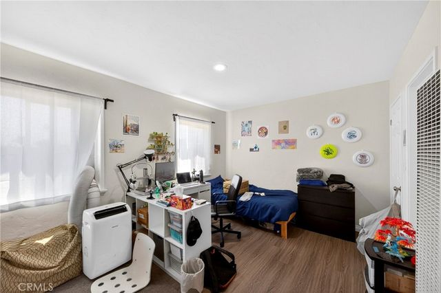 511 W Manchester, Inglewood, CA 90301