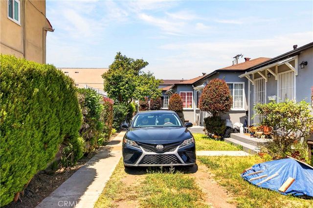 511 W Manchester, Inglewood, CA 90301