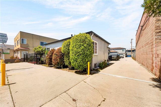 511 W Manchester, Inglewood, CA 90301