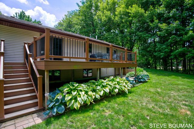 5915 141st Avenue, Fillmore Twp, MI 49423