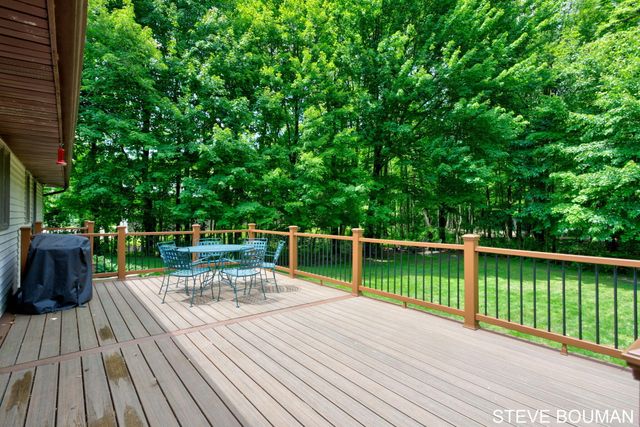 5915 141st Avenue, Fillmore Twp, MI 49423