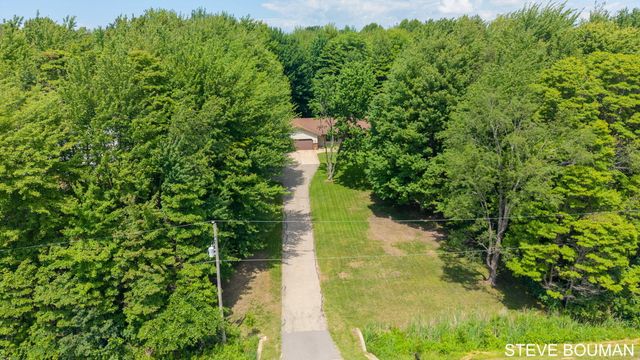 5915 141st Avenue, Fillmore Twp, MI 49423