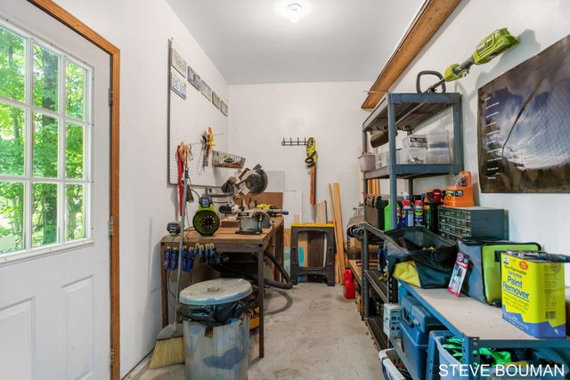 5915 141st Avenue, Fillmore Twp, MI 49423