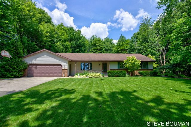 5915 141st Avenue, Fillmore Twp, MI 49423