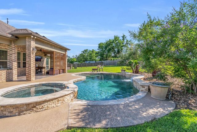 14607 Sterling Court, Willis, TX 77378