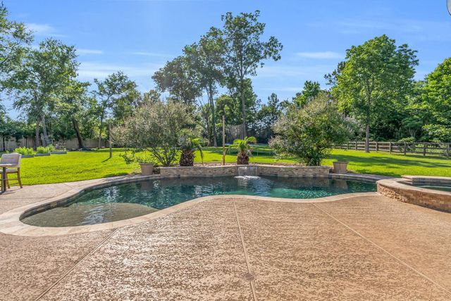 14607 Sterling Court, Willis, TX 77378