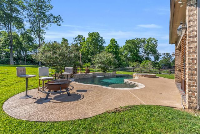 14607 Sterling Court, Willis, TX 77378