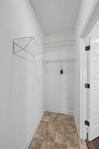 2000 Wild Oaks Ct, Antioch, TN 37013