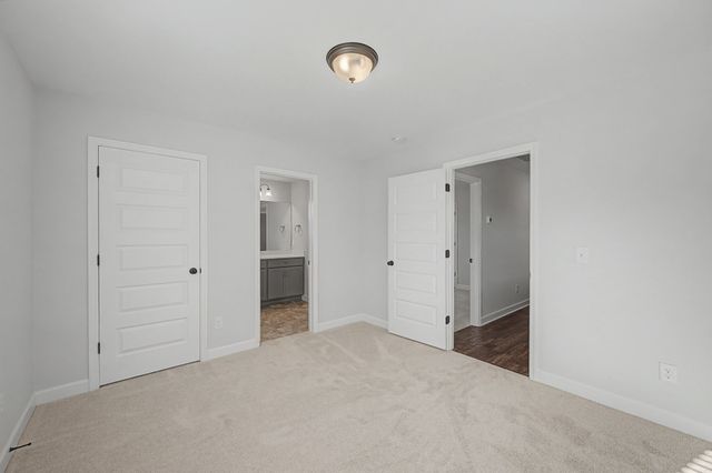 2000 Wild Oaks Ct, Antioch, TN 37013