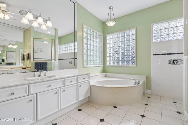 13633 BROMLEY POINT Drive, Jacksonville, FL 32225