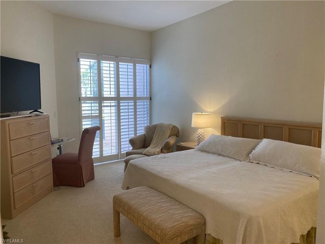 9181 Las Maderas DR, Bonita Springs, FL 34135