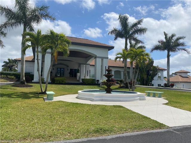 9181 Las Maderas DR, Bonita Springs, FL 34135