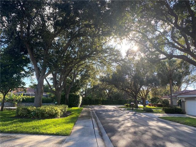 9181 Las Maderas DR, Bonita Springs, FL 34135