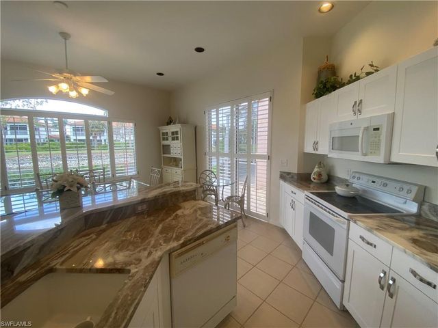 9181 Las Maderas DR, Bonita Springs, FL 34135