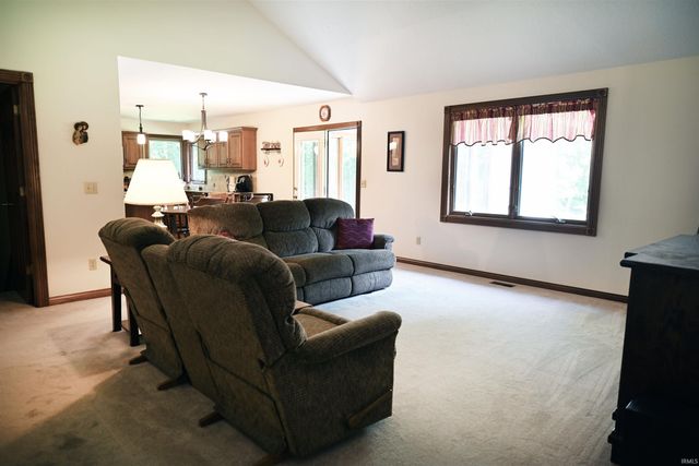 12405 Doty Road, New Haven, IN 46774