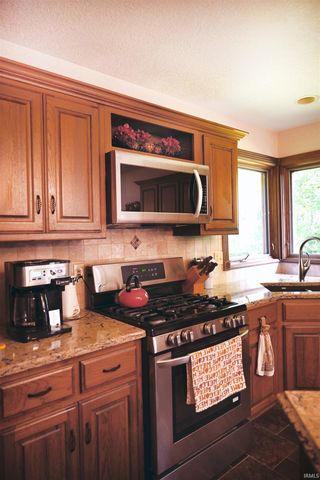 12405 Doty Road, New Haven, IN 46774