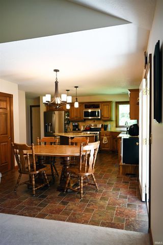 12405 Doty Road, New Haven, IN 46774